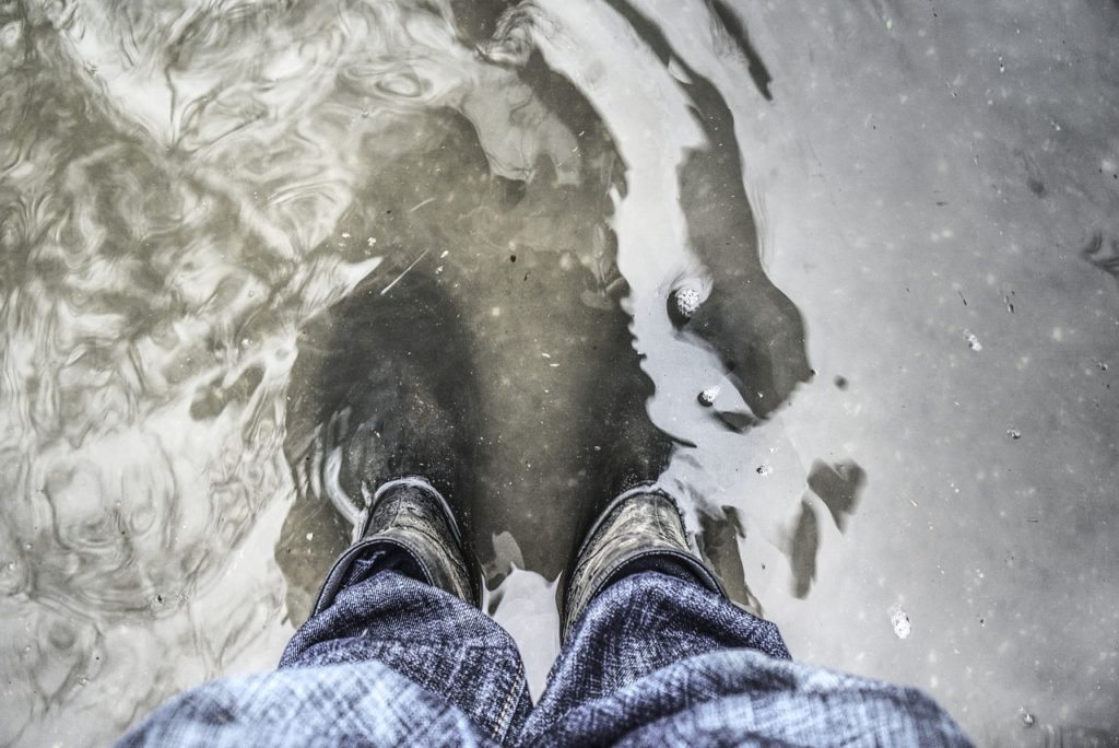 Plumbers in Missoula help locals in a flood